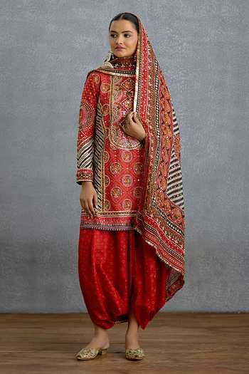 Buy_Torani_Multi Color Silk, Organza Round Neck Raktima Patola Cowl Kurta Set _Online_at_Aza_Fashions