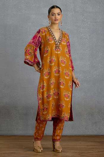 Buy_Torani_Yellow Silk, Organza V-neck, Yes Sunehri Virasa Patola Kurta Set 