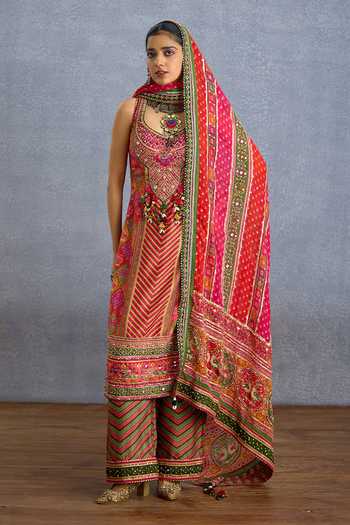 Buy_Torani_Pink Silk, Organza Scoop Neck Rangili Jinal Printed Kurta Set _Online_at_Aza_Fashions