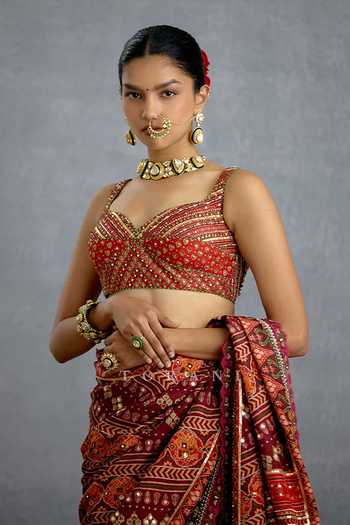 Buy_Torani_Red Silk Sweetheart Neck Chitrita Jinal Mirali Blouse _at_Aza_Fashions