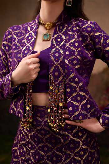 Shop_Muskann Kapadiaa_Purple Mandarin Collar, V-neck Aanya Bandhani Woven Jacket Lehenga Set _Online_at_Aza_Fashions