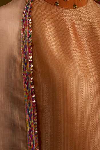 Muskann Kapadiaa_Yellow Brocade High Neck Bhairavi Woven Kurta Set _Online_at_Aza_Fashions