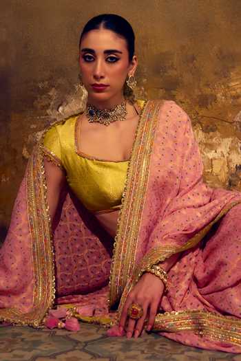 Shop_Muskann Kapadiaa_Pink Brocade Gulabo Banarasi Bandhani Saree _Online_at_Aza_Fashions