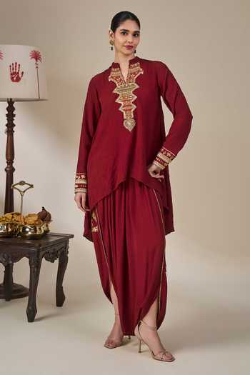 Masaba_Maroon Crepe, Silk Foil Printing Mandarin Astral Arch Top And Dhoti Pant Set _at_Aza_Fashions