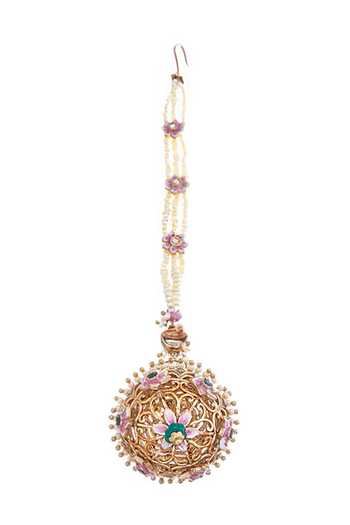 Shop_Raabta By Rahul_Multi Color Gulshan Borla Pearl Maangtikka _at_Aza_Fashions