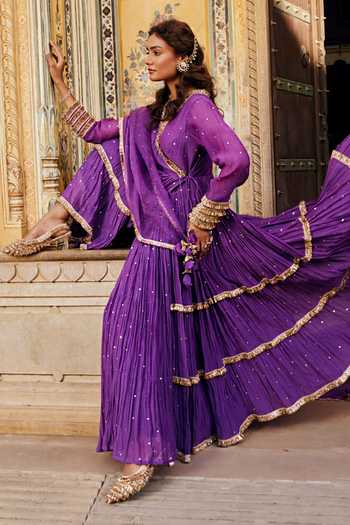 Buy_Preevin_Purple Organza, Chanderi Silk V-neck, Yes Tiered Angrakha With Dupatta 
