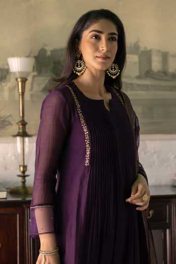 Buy_Trendy Tokari_Purple Silk, Chanderi, Cotton, Organza Split V-neck, Yes Pleated Kurta Set _Online_at_Aza_Fashions