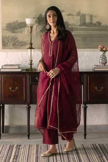 Shop_Trendy Tokari_Maroon Silk, Chanderi, Cotton, Organza V-neck, Yes Hand Embroidered Kurta Set _Online_at_Aza_Fashions