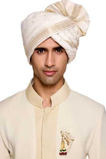 Raabta By Rahul_White Panchi E Fable Brooch _Online_at_Aza_Fashions