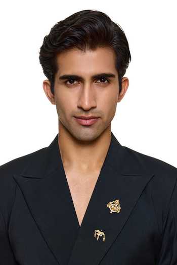 Buy_Raabta By Rahul_Gold Subah E Kiran Lapel Pin _at_Aza_Fashions