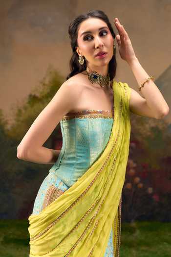 Muskann Kapadiaa_Blue Brocade Bandeau Neck Saawan Bandhani Pre-draped Saree With Corset _at_Aza_Fashions