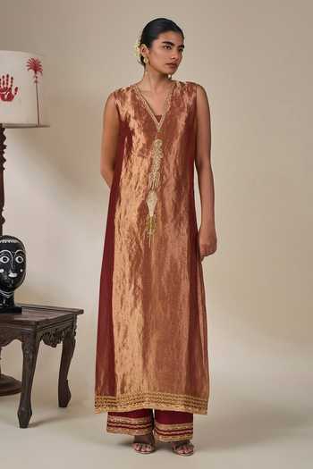 Shop_Masaba_Maroon Silk, Tissue Open Neck, V-neck, Khwaab Ki Kahaani Jacket Kurta Set _Online_at_Aza_Fashions