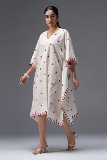 Aaroh By Dolly_White Pure Cotton V-neck Polka Dot Print Kaftan _Online_at_Aza_Fashions