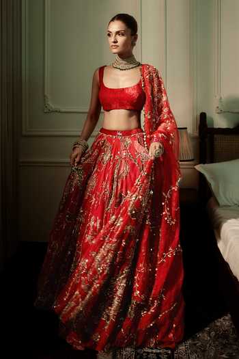 Buy_Mahima Mahajan_Red Organza, Velvet, Scoop Neck Saya Embroidered Lehenga Set _Online_at_Aza_Fashions
