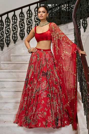 Shop_Mahima Mahajan_Red Organza, Velvet, Scoop Neck Saya Embroidered Lehenga Set _Online