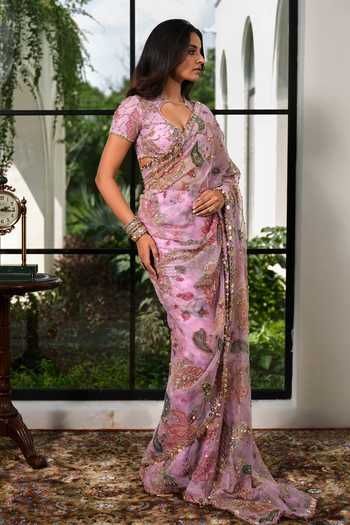 Shop_Mahima Mahajan_Purple Silk Organza Sweetheart Neck, Zena Floral Pattern Saree With Blouse _at_Aza_Fashions