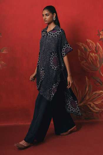 Twenty Nine_Blue Silk Collared Neck Oversize Bandhani Shirt _Online_at_Aza_Fashions
