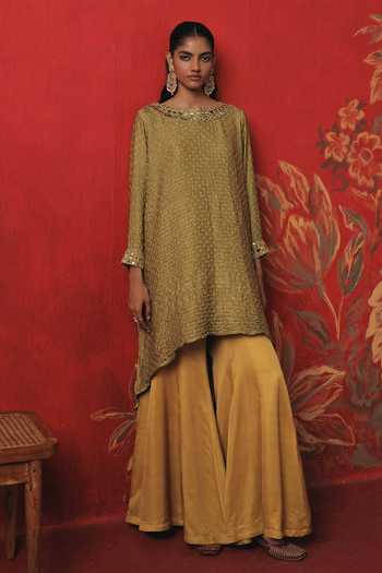 Shop_Twenty Nine_Green Silk Boat Neck, Yes Asymmetric Bandhani Tunic _Online_at_Aza_Fashions