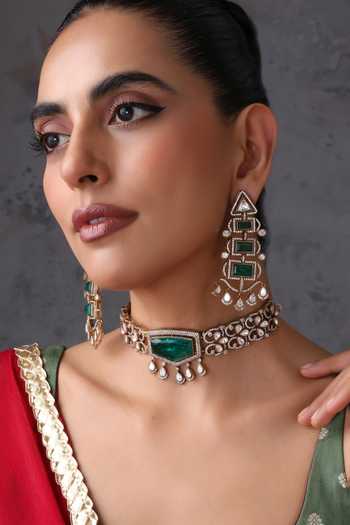 Buy_Swabhimann_Green Emerald And Polki Choker Necklace Set _Online_at_Aza_Fashions