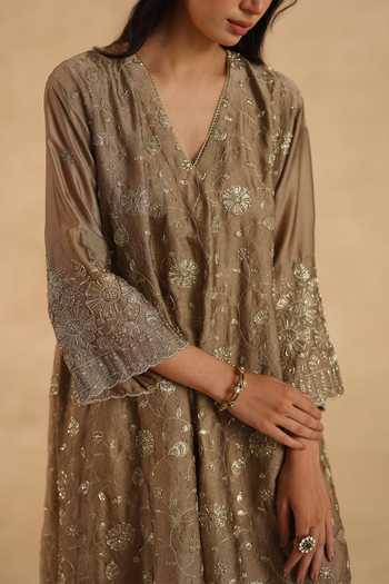 Buy_Begum_Gold Crepe, Silk V-neck Polki Kurta Set _Online