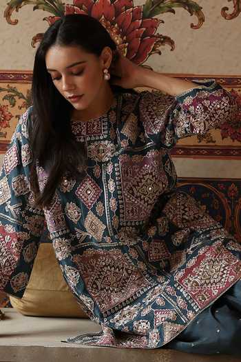 Buy_Begum_Blue Silk Mandarin Collar Manik Kurta And Pant Set _Online