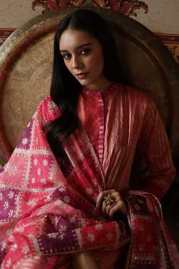Shop_Begum_Pink Silk, Tissue, Organza Mandarin Collar Aalam Kurta Pant Set _Online