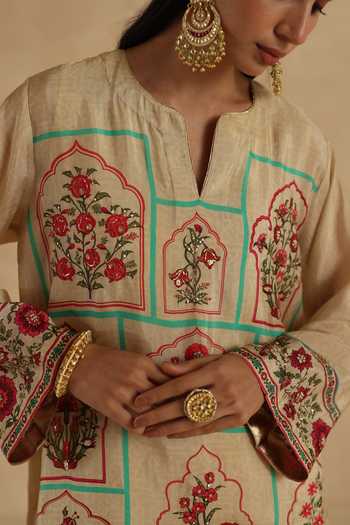 Begum_Red Silk Embroidery, Zari, Gota Patti Mandarin Collar, Lila Kurta Sharara Set 