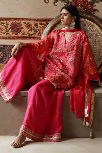 Begum_Pink Silk V-neck Kutch Kurta Sharara Set _Online