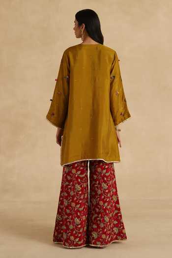 Shop_Begum_Mustard Silk, Organza Round Neck Sawai Kurta Pant Set _at_Aza_Fashions
