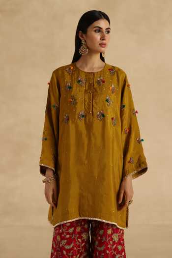 Begum_Mustard Silk, Organza Round Neck Sawai Kurta Pant Set _at_Aza_Fashions