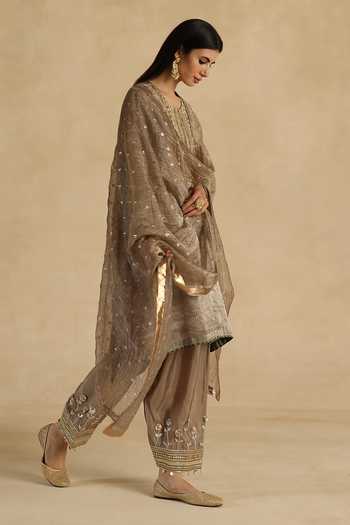 Begum_Grey Silk, Tissue Round Neck Bindiya Kurta Pant Set _at_Aza_Fashions