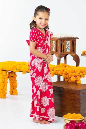 JILMIL DREAMWEAR_Red Cotton Floral Print Pre-draped Saree With Blouse _Online_at_Aza_Fashions