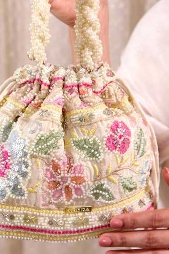 Shop_AMYRA_Off White Embroidery, Sequins, Beads, Pearls, Tassels Gulbahar Bucket Bag _Online