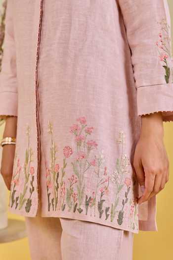 Buy_Kapaas_Pink Linen Round Neck Garden Embroidered Shirt And Pant Set 