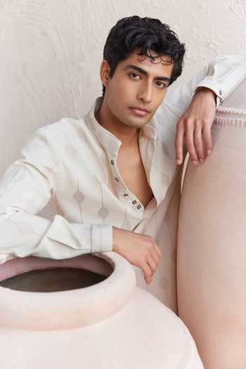 Shop_Jorah Men_Off White Crepe Plain Kurta And Pant Set _at_Aza_Fashions
