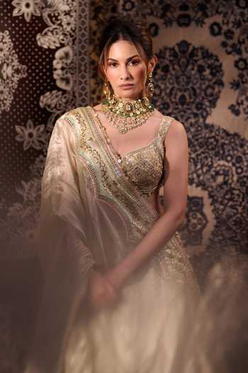 Buy_Gopi Vaid_Gold Viscose, Tissue Plunge Neck Suroor Foil Kali Embroidered Lehenga Set _Online