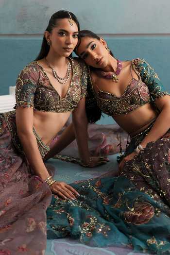 Mahima Mahajan_Multicolor Silk Organza Sweetheart Neck Raha Heavy Embroidered Lehenga Set 
