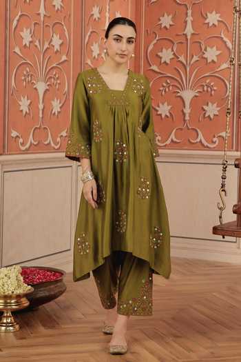 Dohr India_Olive Green Silk, Chanderi, Cotton V-neck Nira Dori Embroidery Kurta Set _Online_at_Aza_Fashions