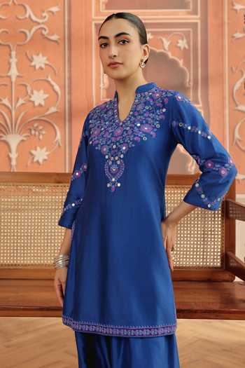 Dohr India_Blue Silk, Chanderi, Cotton Split V-neck Rasa Kurta Set _Online_at_Aza_Fashions