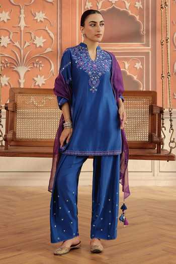 Buy_Dohr India_Blue Silk, Chanderi, Cotton Split V-neck Rasa Kurta Set _at_Aza_Fashions