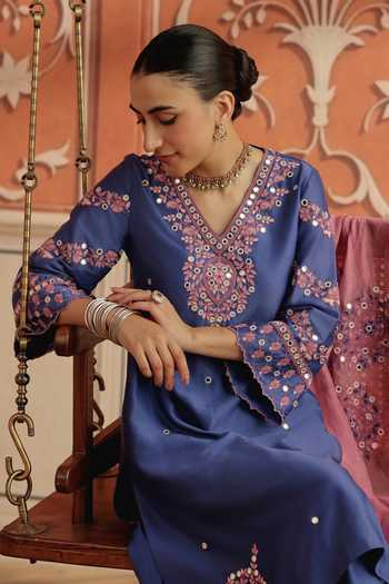 Shop_Dohr India_Blue Silk, Cotton, Chanderi V-neck Avin Kurta Set 