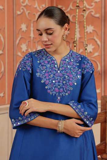 Dohr India_Blue Silk, Cotton, Chanderi Split V-neck, Yes Mirae Kurta Set _at_Aza_Fashions