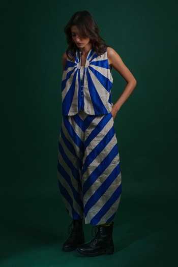 KA-Sha_Blue Chanderi Mandarin Collar Urja Waistcoat _at_Aza_Fashions