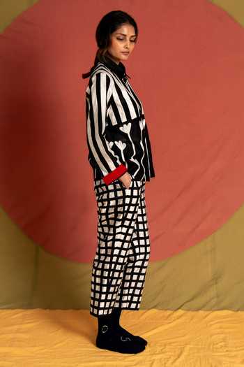 Buy_KA-Sha_Black Chanderi Grid Applique Pant _Online_at_Aza_Fashions