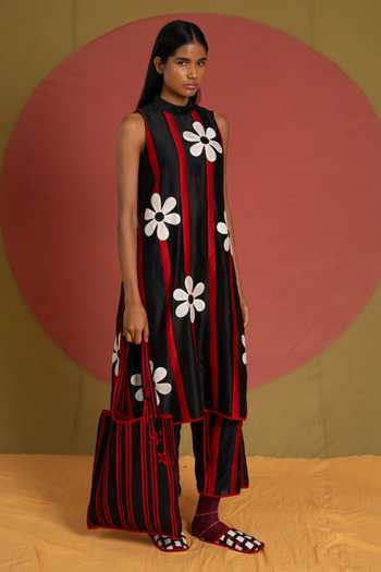 Buy_KA-Sha_Black Chanderi Patti Florist Pant _at_Aza_Fashions