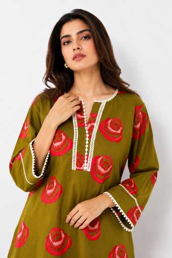 Poppi_Multicolor Cotton Split V-neck Floral Print Kurta And Farshi Salwar Set _at_Aza_Fashions
