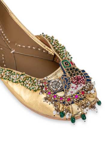 5elements_Gold Zehra Embellished Juttis _Online