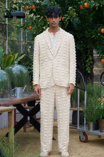 Dash And Dot_Ivory Cotton, Acrylic Textured Pattern Blazer Set _Online