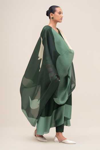 Shop_Ampm_Green Organza, Chanderi, Satin V-neck, Yes Sama Kurta Pant Set 