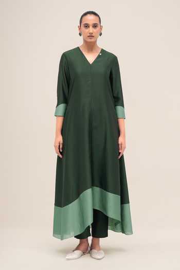 Ampm_Green Organza, Chanderi, Satin V-neck, Yes Sama Kurta Pant Set _Online